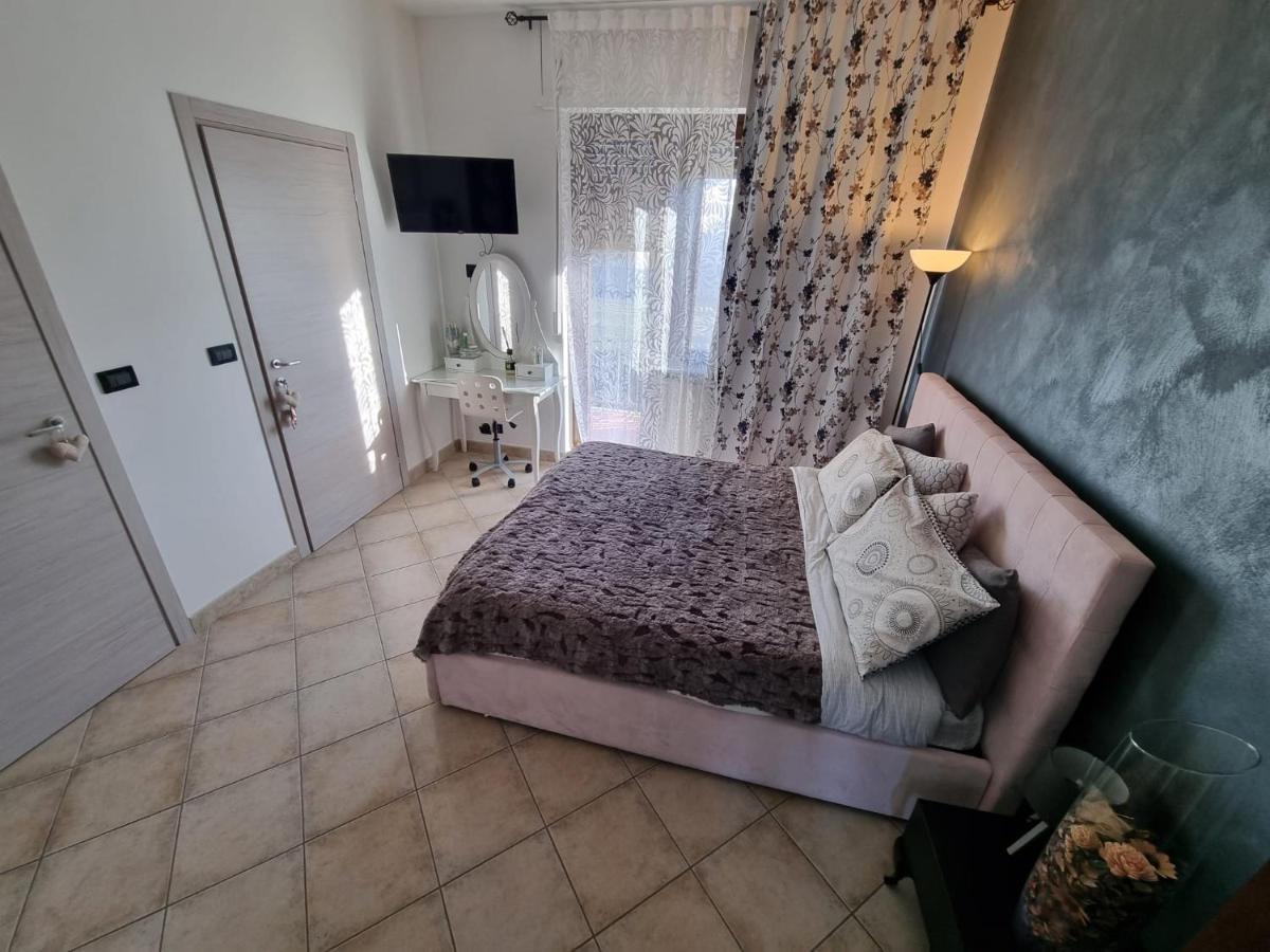 Elisabeth House Hotell Roletto Eksteriør bilde